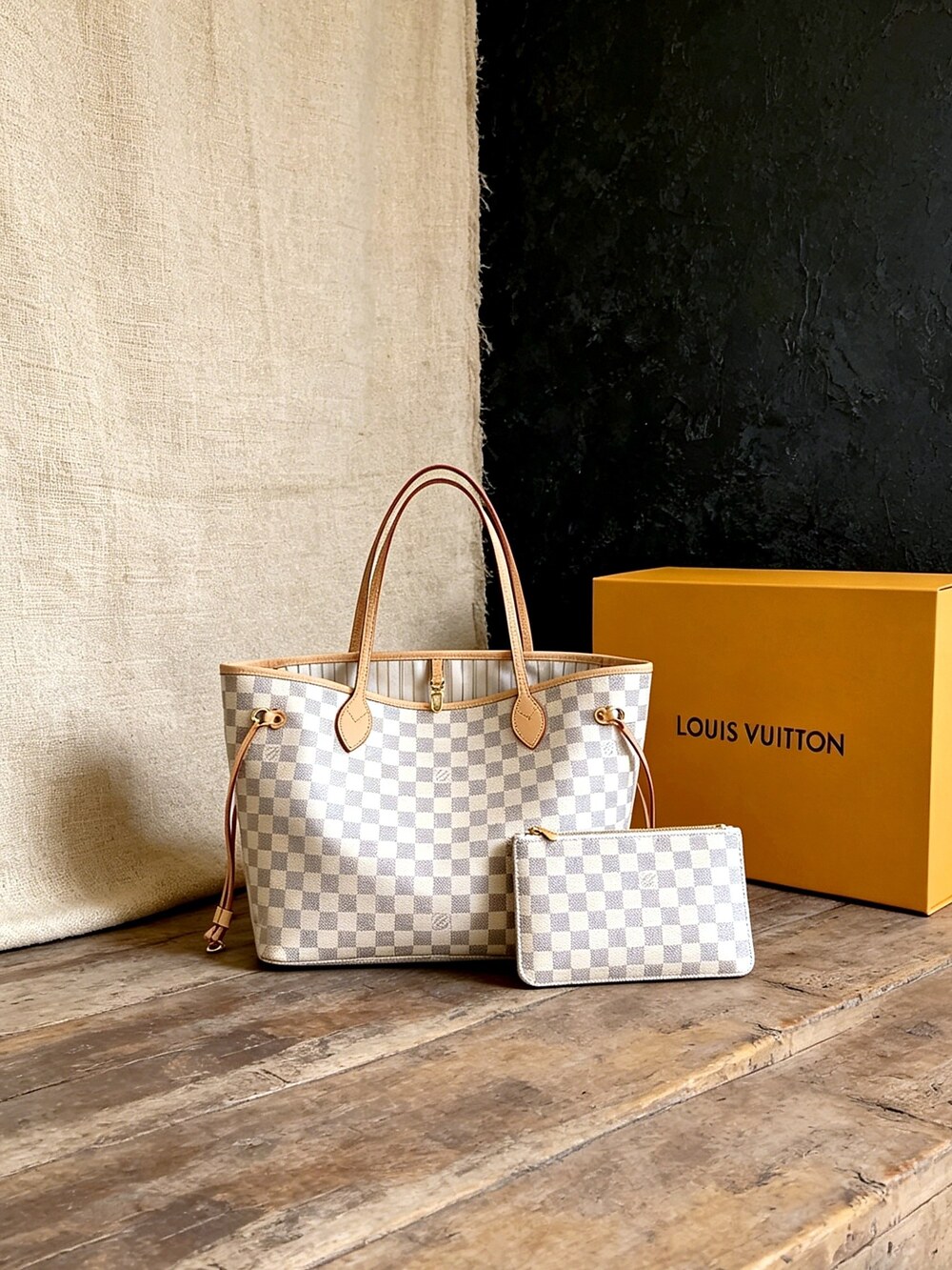 Louis Vuitton Neverfull Beige Lining Bag